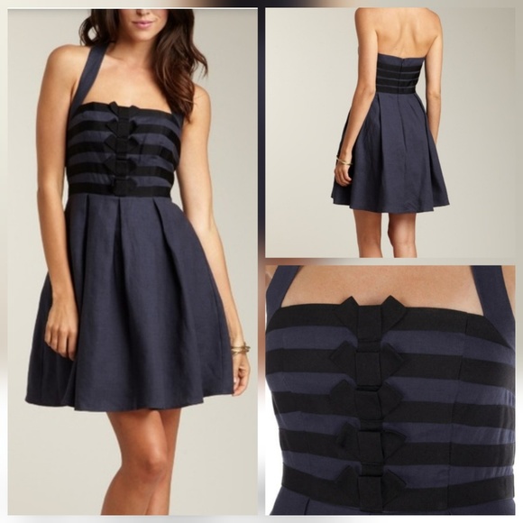 Jessica Simpson Dresses & Skirts - Jessica Simpson linen,A-line halter top